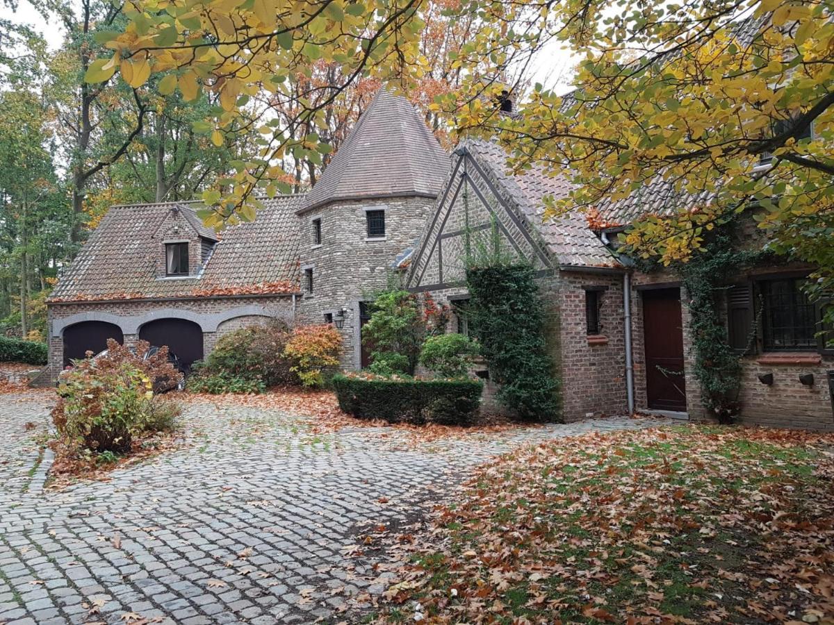 Au Bois Dormant Bed & Breakfast Villers-la-Ville Екстериор снимка